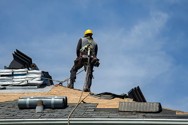 Professional Roofing technician working in Kenosha, WI